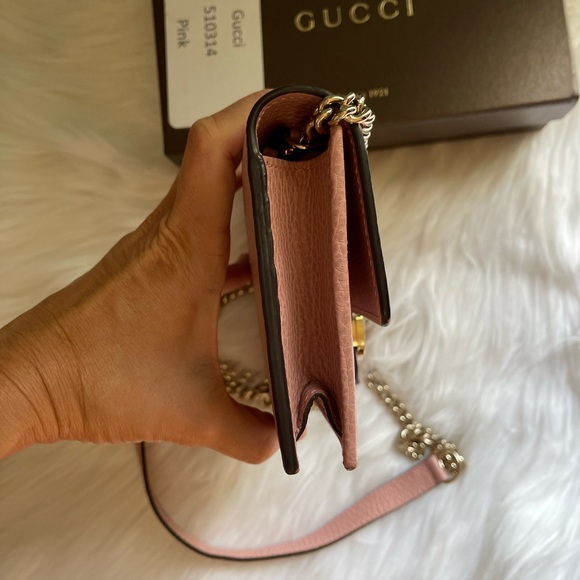 Gucci like new WOC - Picture 2 of 4